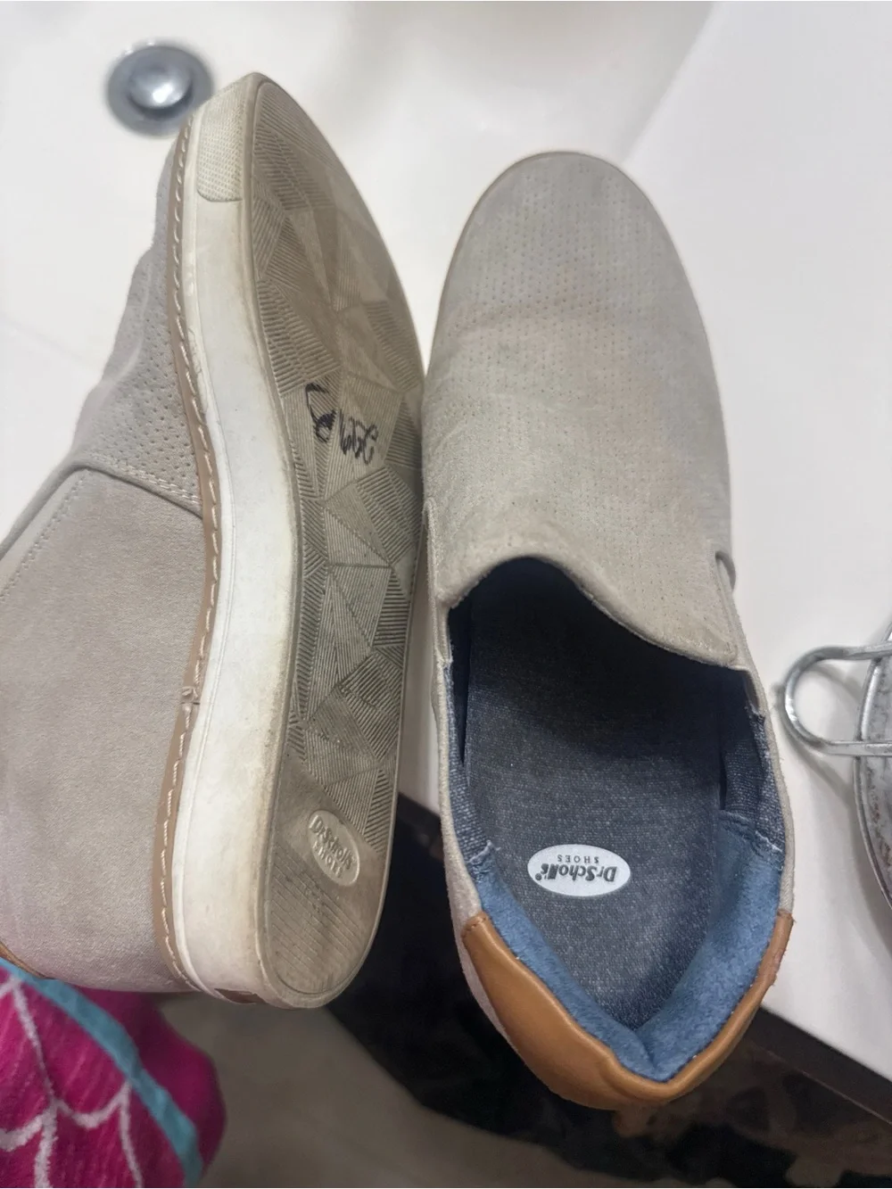 Dr. Scholls light beige